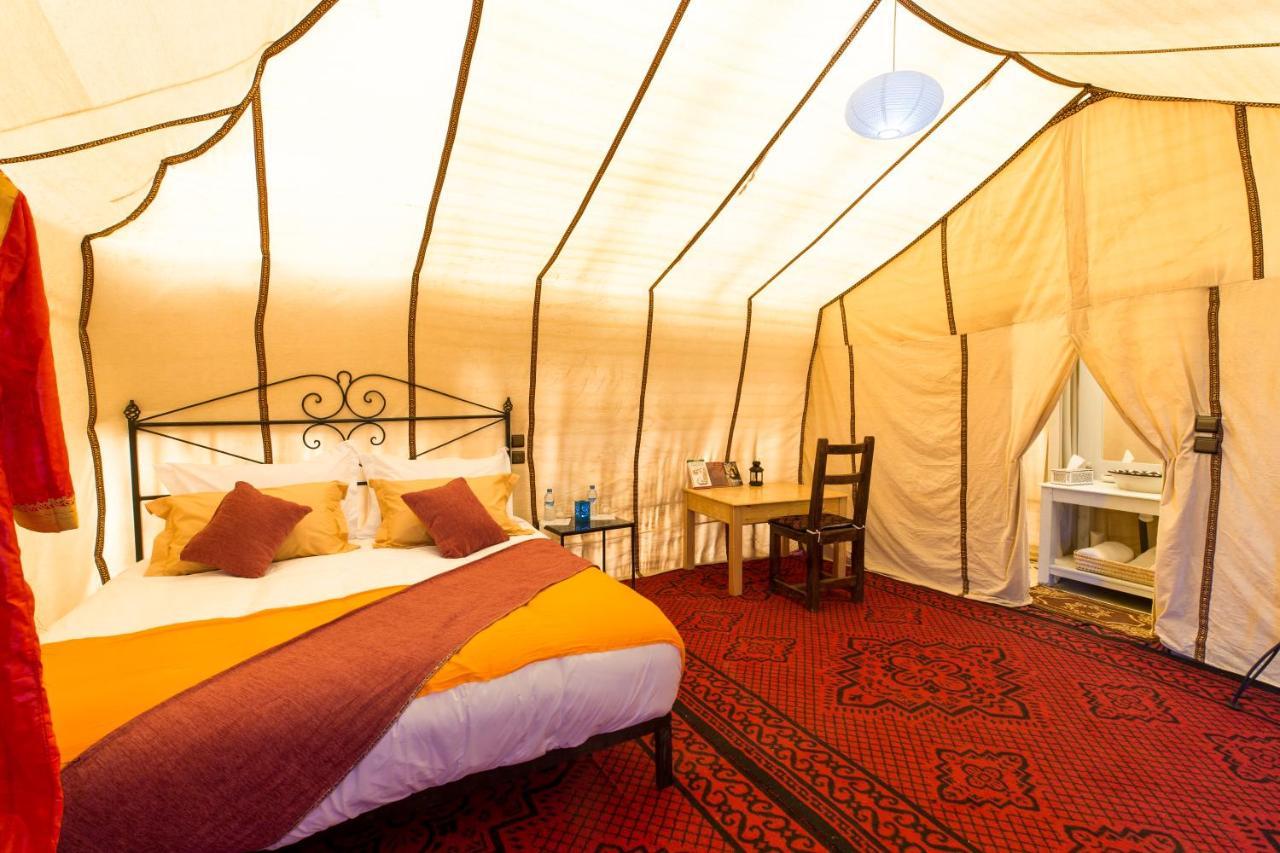 Luxury Bega Camp Hotel Merzouga Exterior foto