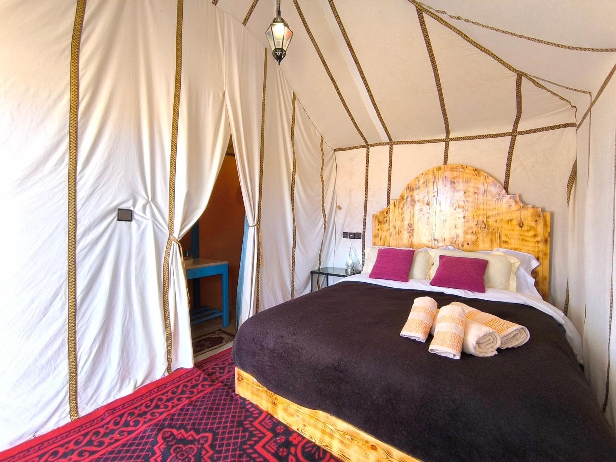 Luxury Bega Camp Hotel Merzouga Exterior foto