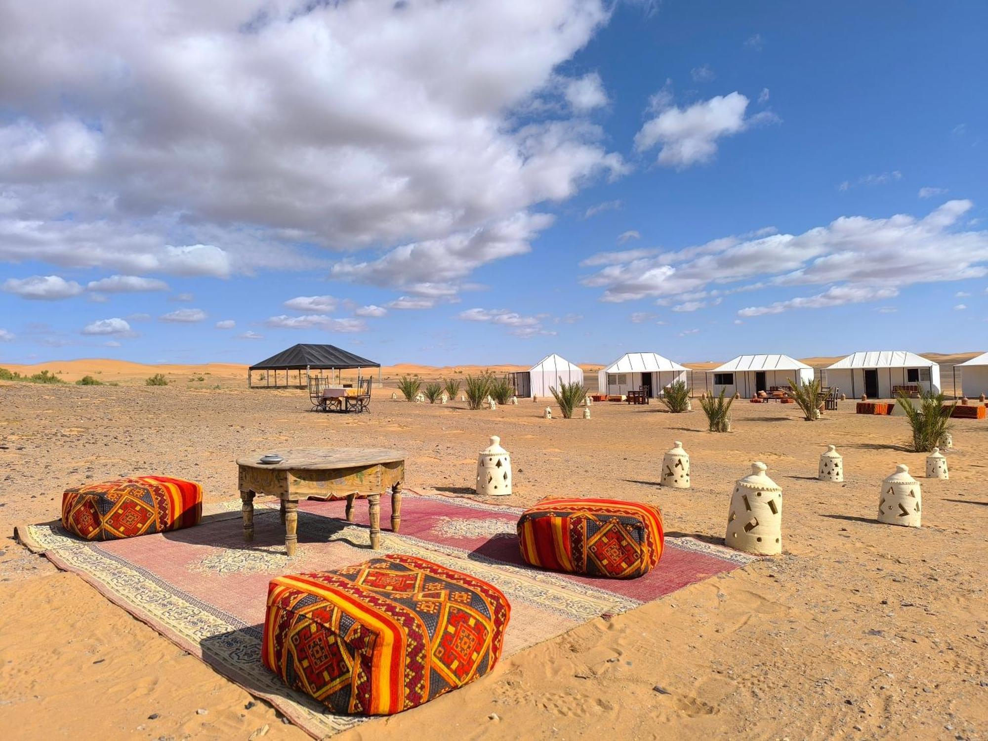 Luxury Bega Camp Hotel Merzouga Exterior foto